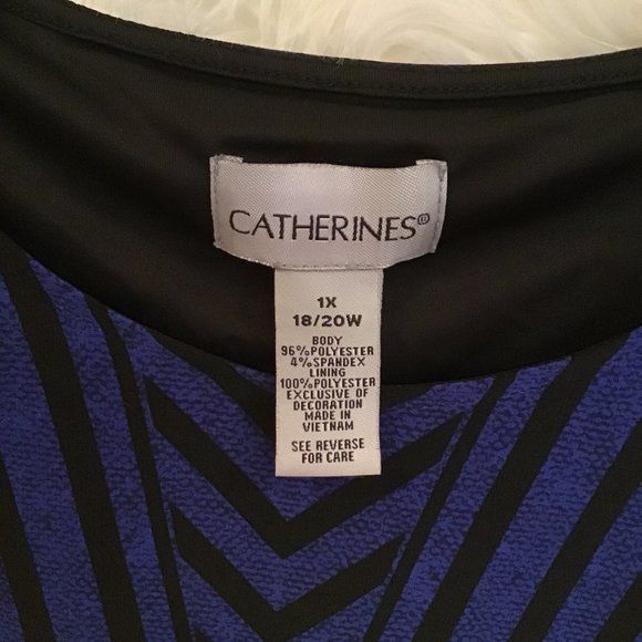 Catherines Chevron Print Shift Dress - Picture 4 of 4